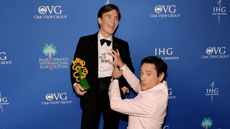 Robert Downey Jr and Cillian Murphy mess around at awards show Robert Downey Jr and Cillian Murphy mess around at awards show