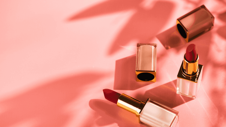 What your lipstick shape says about you What your lipstick shape says about you