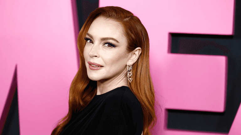 Netflix releases first look at Lindsay Lohan in Irish Wish Netflix releases first look at Lindsay Lohan in Irish Wish