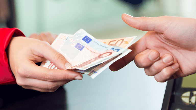 ‘For the first time in two years, Irish households will see an increase in real wages’