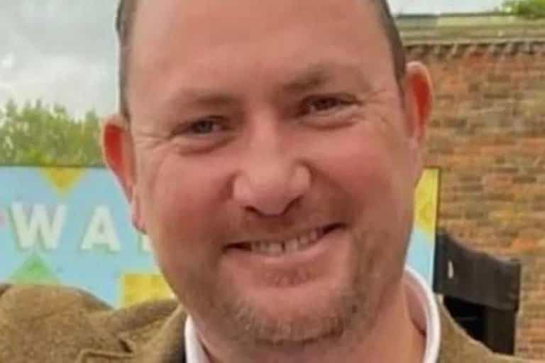 Dublin dad killed outside pub as car mounted pavement