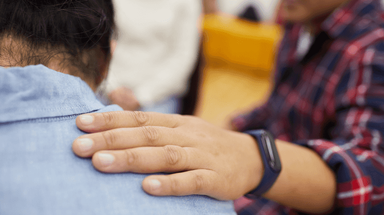 A strong social network can help ease symptoms of anxiety and depression A strong social network can help ease symptoms of anxiety and depression