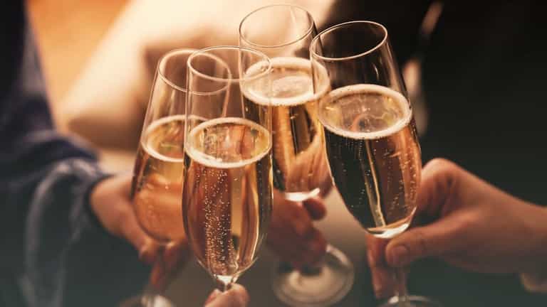 Top ways to cut back on drinking as six signs show you’re a borderline alcoholic