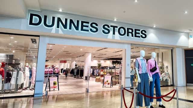 Need a last-minute wedding guest dress? Dunnes Stores’ new drop is seriously flattering