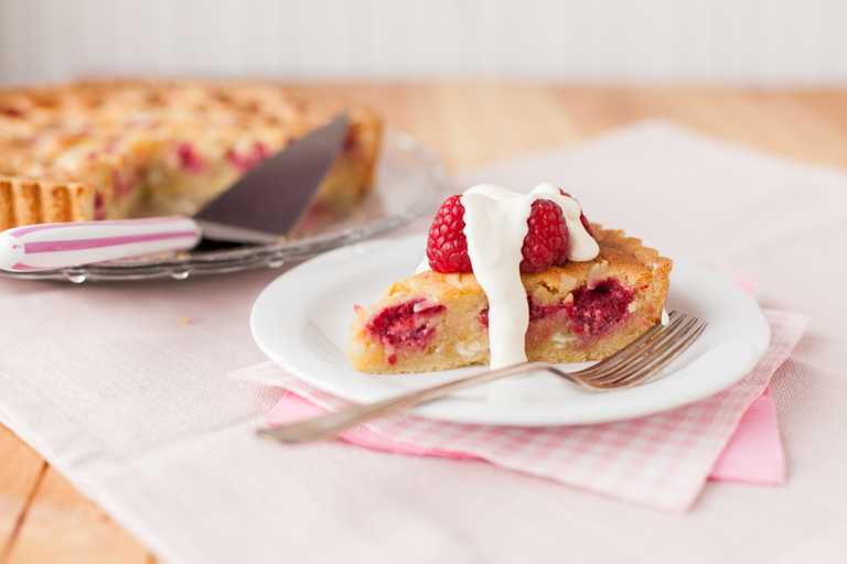 Recipe: Enjoy a Sweet Treat with this Raspberry, Almond & White Chocolate Tart