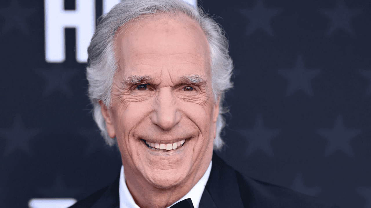 RTE accidentally interviews Hollywood icon after Shelbourne Hotel fire