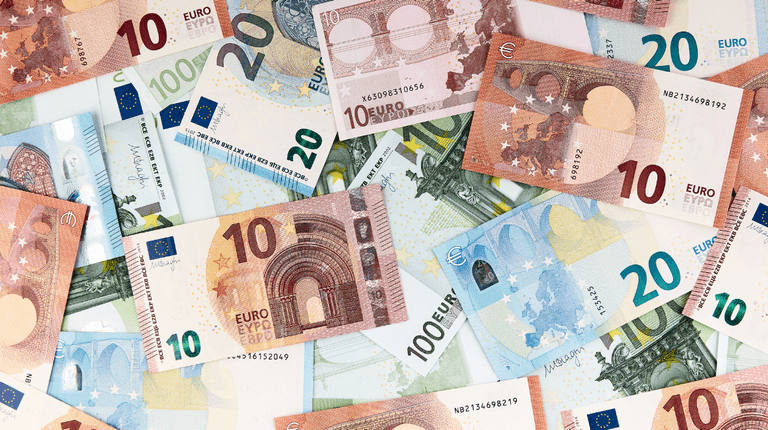 Thousands more to qualify for up to €447 payment under new budget plans