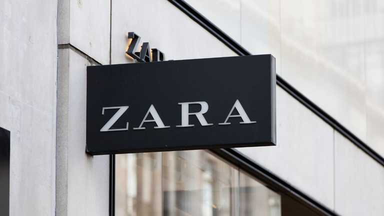 This Zara midi dress is perfect for the Holiday season and under €30