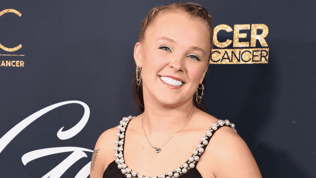 JoJo Siwa starts 2026 by changing her name