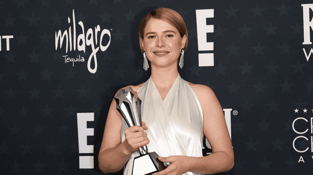 Jessie Buckley speaks out about motherhood and her words are so comforting