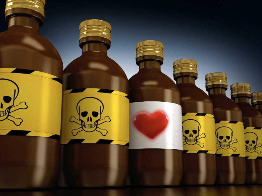 Toxic Treatments – The Horrible History of Beauty
