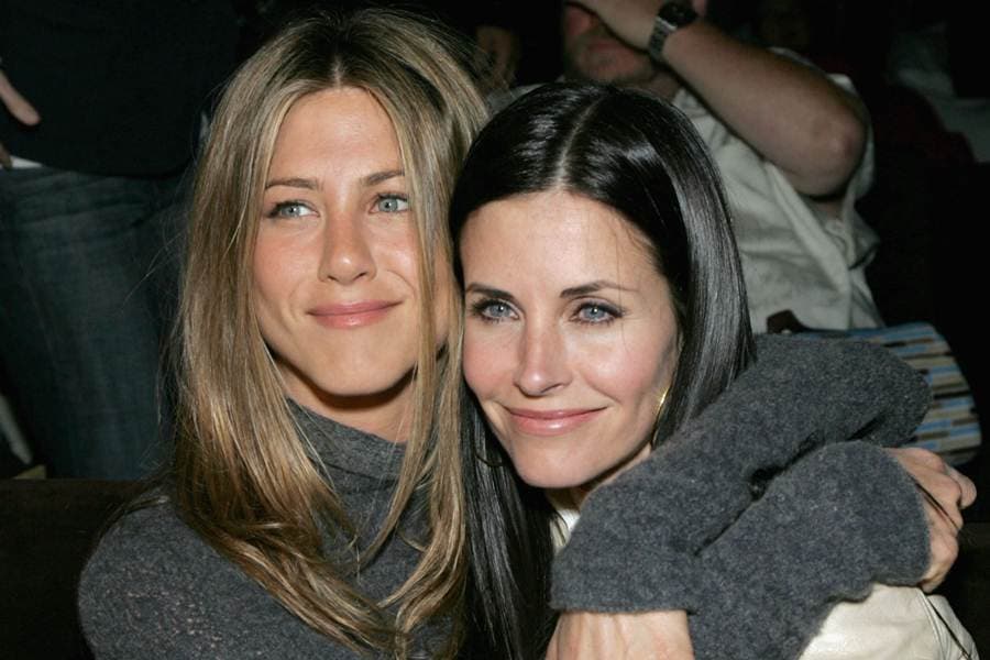 Famous Female Friendships
