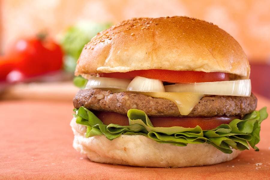 Healthy Eating: Should Calorie Counts Be Displayed on Menus?