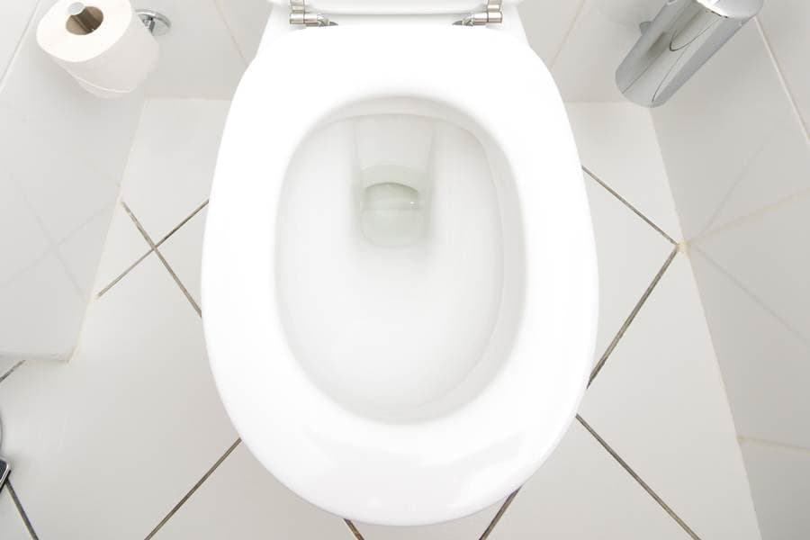 10 Things Men Do That Women Don’t Understand