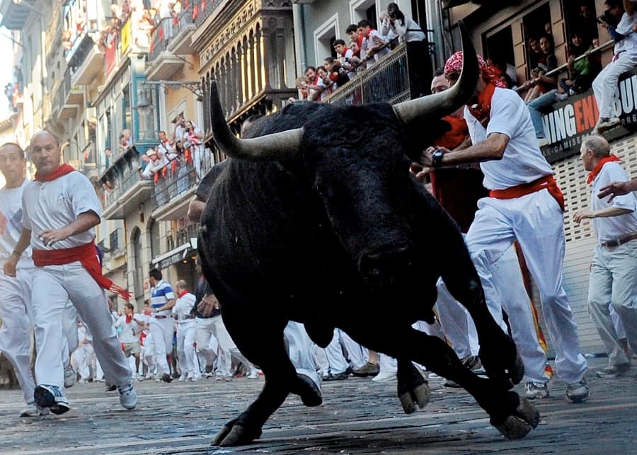 Crouching Runners, Raging Bulls – Three Gored in Pamplona