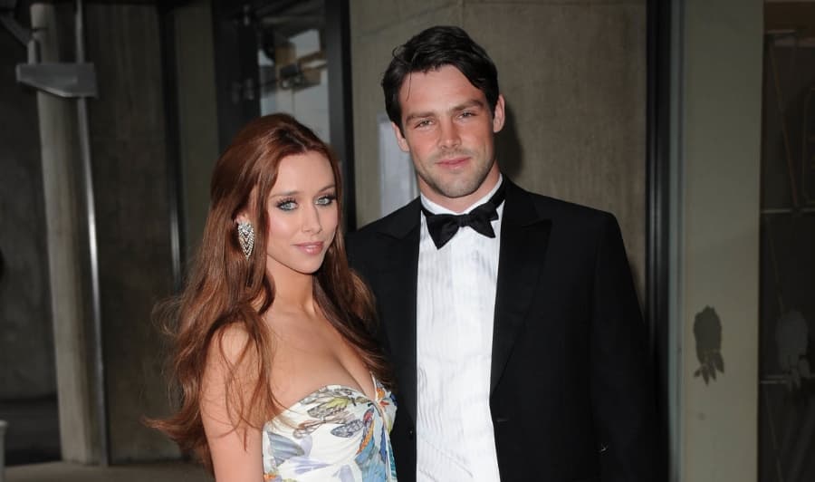 Una Healy Tweets Pictures of Baby Aoife Belle in Tipperary Colours