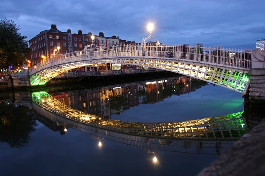 Celebrities Let Us Know Their Fair City Favourite Bits in New Dublin Guide