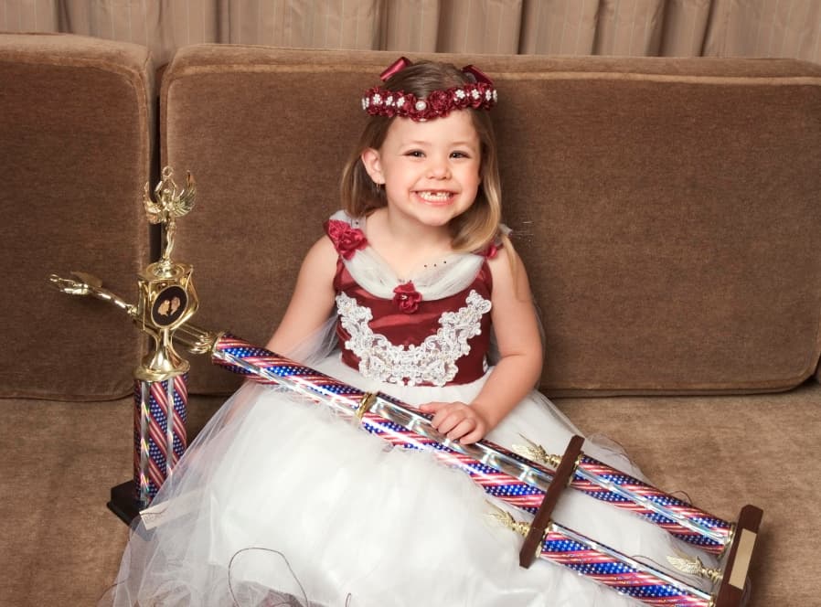 Toddlers & Tiara-esque Child Beauty Pageant To Take Place in Ireland