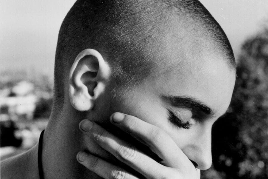 Sinead O’Connor Makes List of Women Who Rock