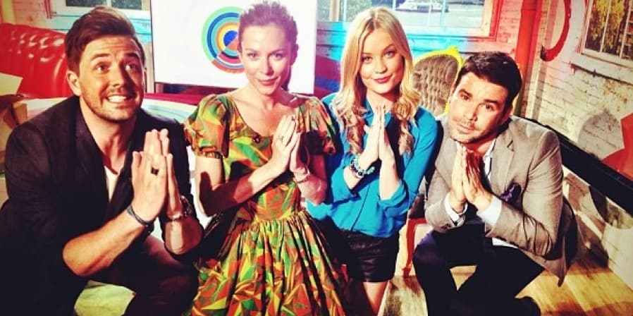Want to Know the Secret to Always Taking a Good Picture? Laura Whitmore’s Got It!