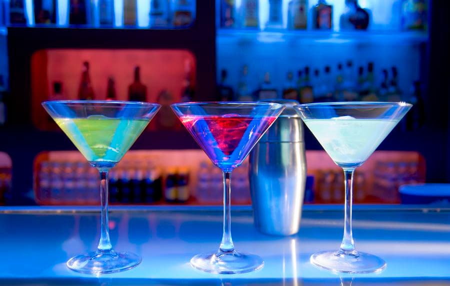Heading Out Tonight? New Study Shows This Alcoholic Shot Could Help You Lose Weight