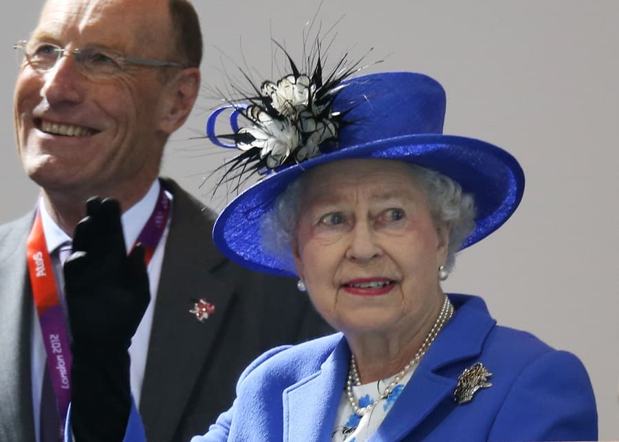 Loves Tinie Tempah, Wanted to Be The Olympics Bond Girl..What Next Elizabeth?!