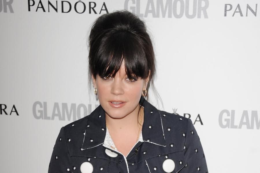 Lily Allen Goes Pink in Los Angeles
