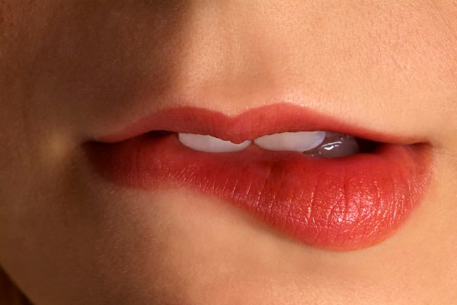 The Woman Who Suffers From 100 Orgasms A Day