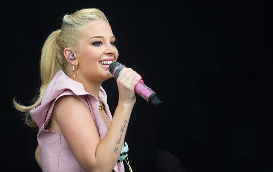 Tulisa Admits What We Could Have Guessed: She Doesn’t Like Fashion