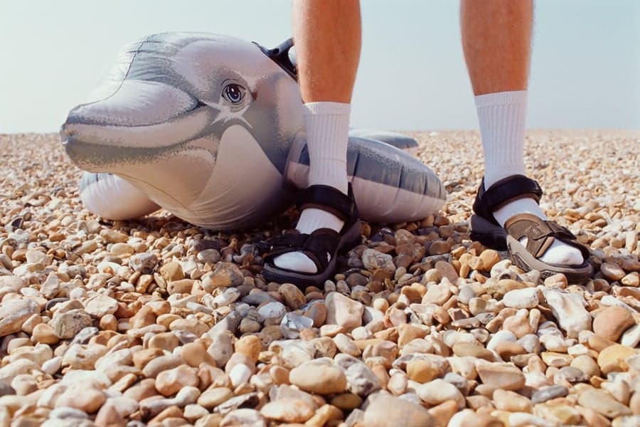 Top Ten Deal-breakers: Fashion Faux-Pas Men Make