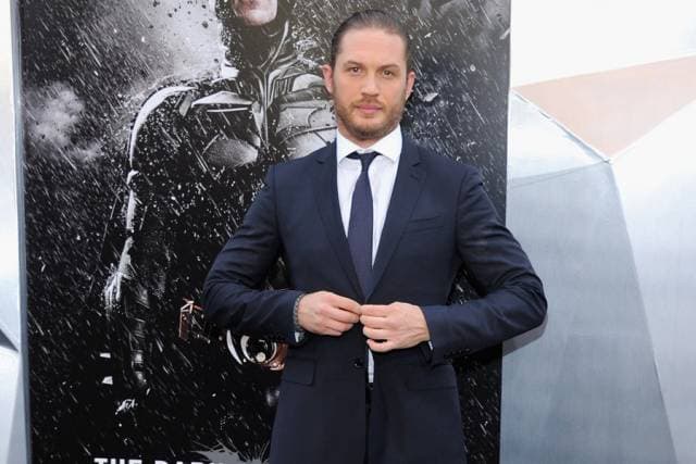Confirmed! Tom Hardy To Play Both Kray Brothers In Upcoming Movie