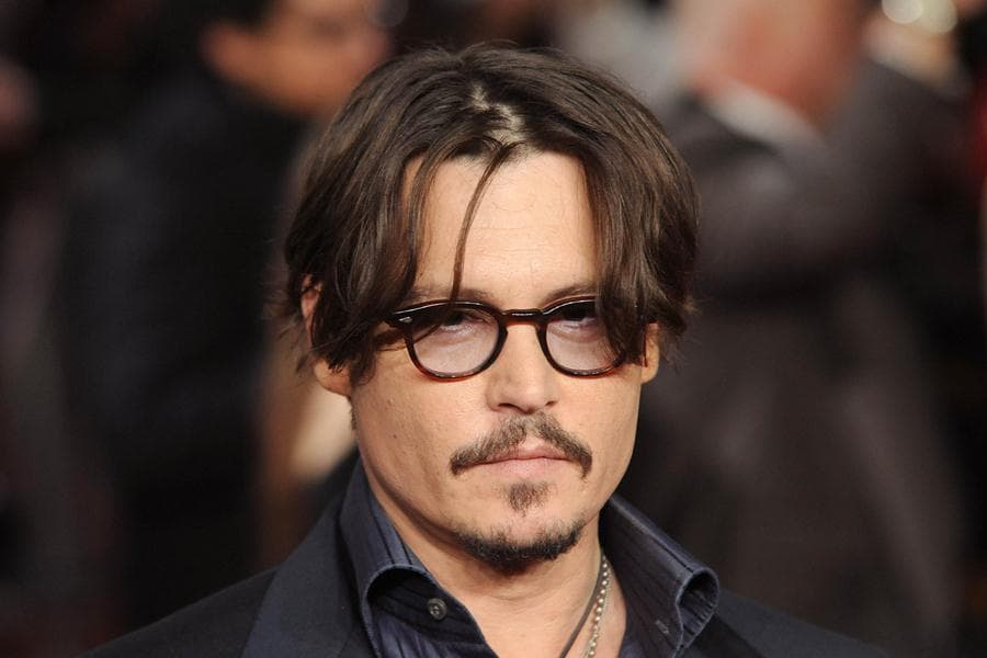 PICTURE: Johnny Depp Isn’t Such a Heartthrob in His Latest Film Role