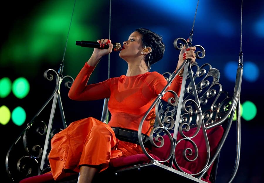 New Album Next Month, New Single On Monday?! Rihanna Is Back In The Music Game