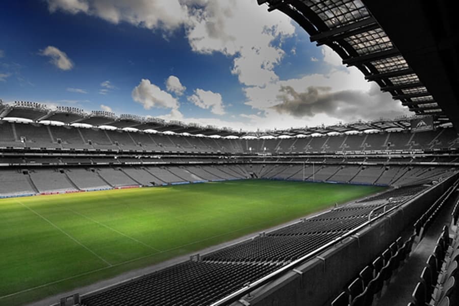 Would You Interrupt Your Honeymoon For an All-Ireland Final? This Couple Have…
