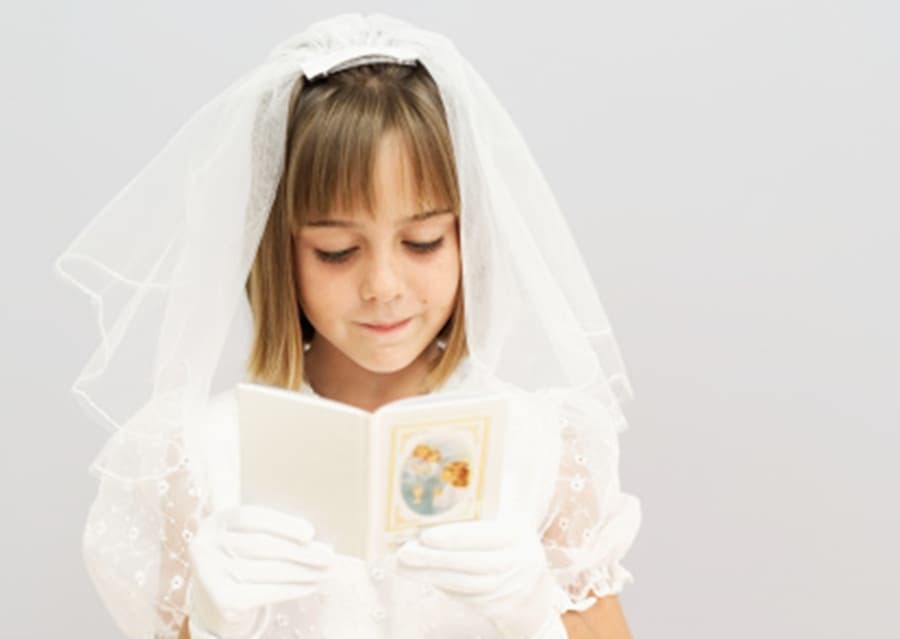 “Those Splashing-The-Cash Days Are Gone” Church Pleads With Irish Parents To Keep Communion Simple