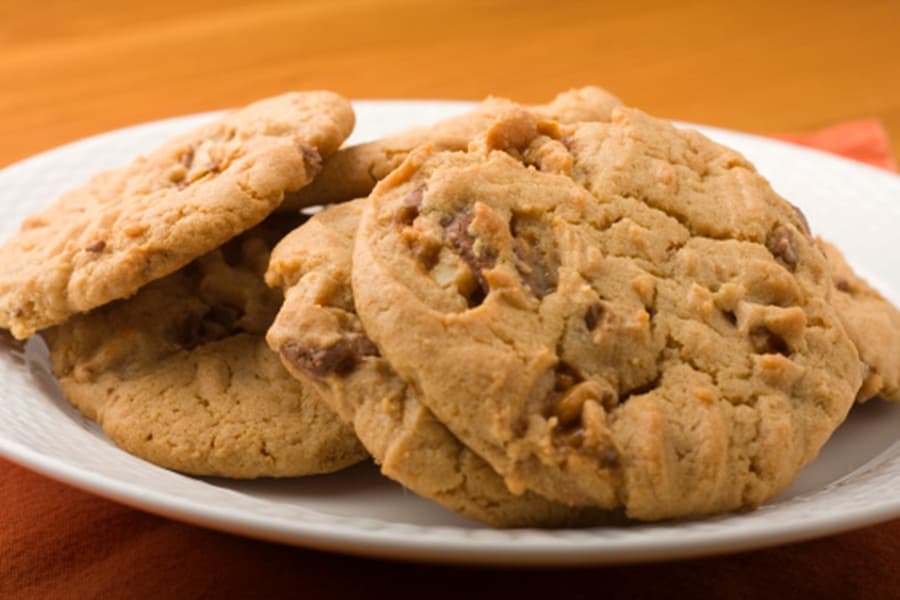 Lunchbox-ready peanut butter cookies in 20 minutes… and not just for kids