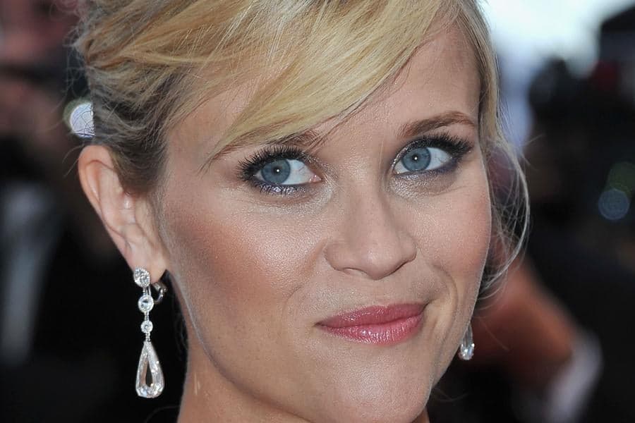 Reese Witherspoon Considering Duet with Michael Bublé!