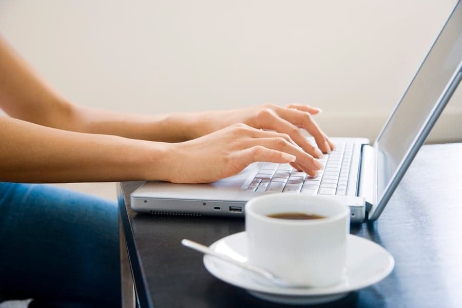 New App Won’t Let You Write ‘Sorry’ Or ‘Just’ In An Email