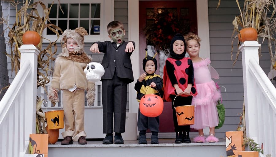 One Neighbour Makes A Huge Blunder And Dishes Out Cocaine To Trick Or Treaters
