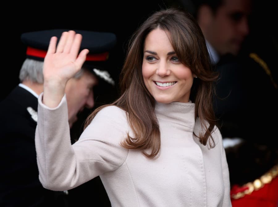 OMG! The Curly Blow-Dry Is No More – K-Middy Goes For The Chop