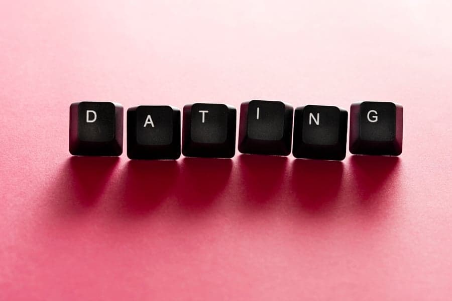 Keyboard Canoodling: Think Your Online Dating Profile is Safe? Eh…Think Again!