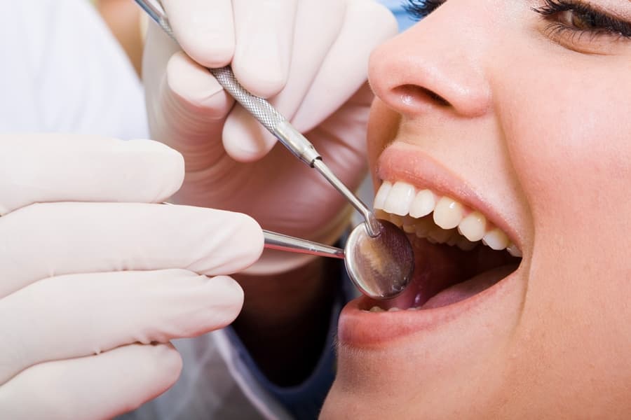 Woman’s Visit to Dentist Goes Viral After Hubby Posts Video on YouTube