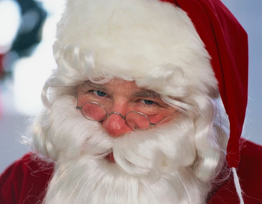 Smitten Singer Tweets A Snap Of Her Beau Dressed As Santa