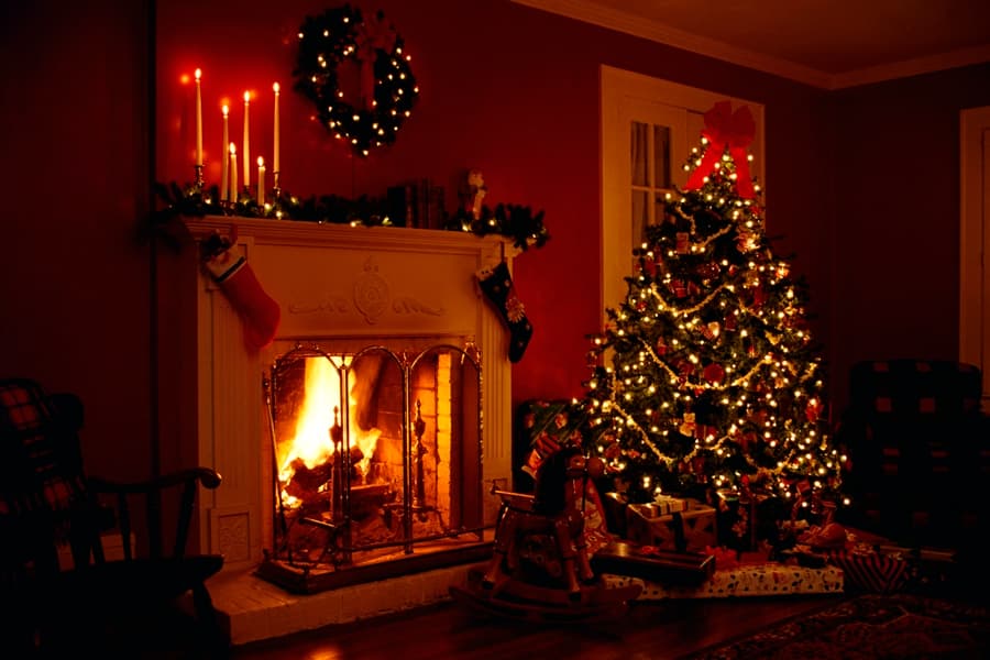 Splitting the Festive Season: How to Share Christmas With Your Other Half