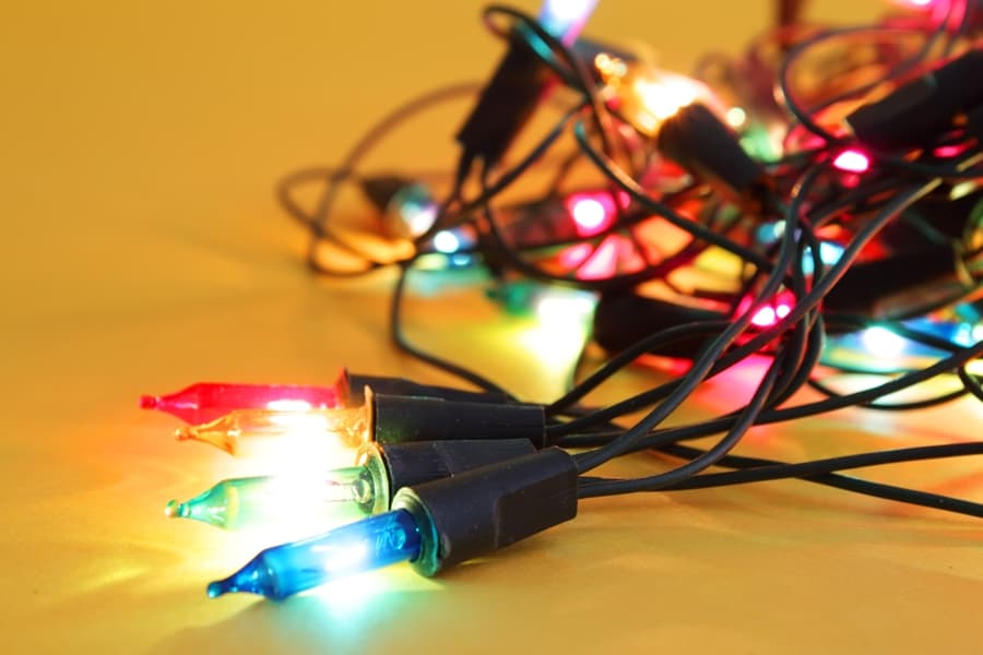 Bright Spark: Man Gets His Own Back on Council By Putting Up Some Hilarious Christmas Lights