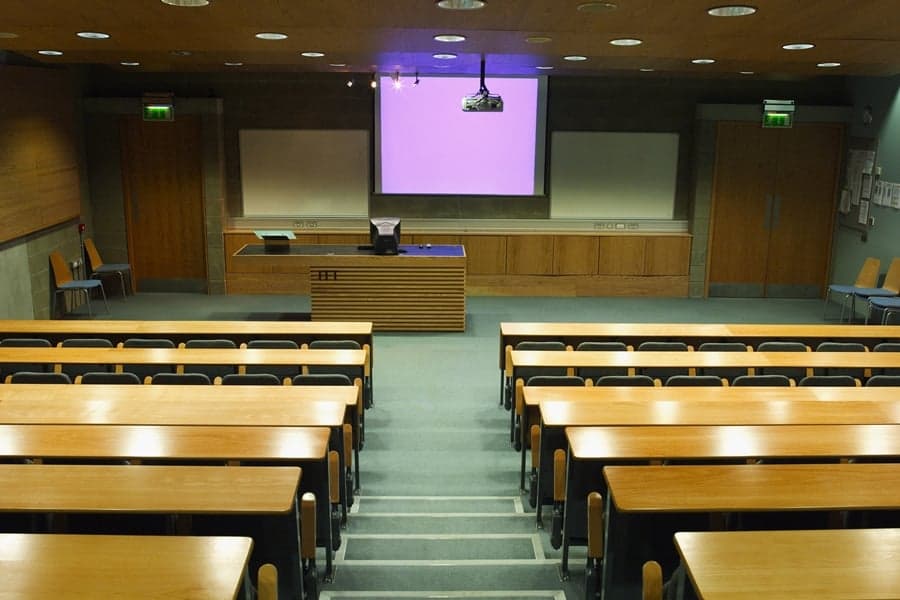 Sweet Dreams: Here’s Why You Should Never Fall Asleep In a Lecture…