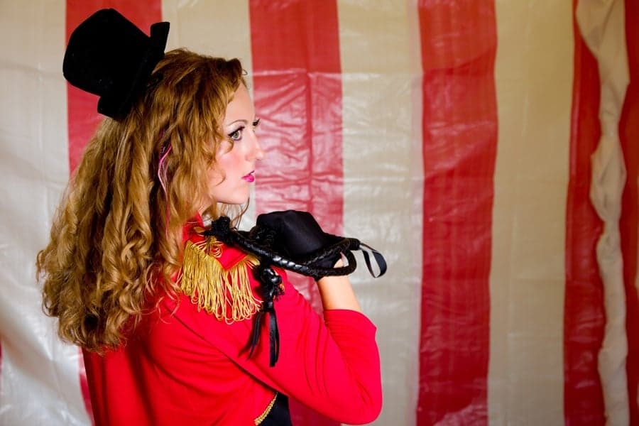 “I Could Join The Circus?” Evanne Ní Chuilinn on the Full-Time Juggling Act of the Working Mammy