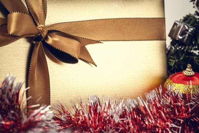 Get a Move on Men! Over 12million Men Have Yet to Start Their Christmas Shopping