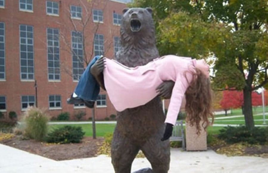 Milking, Porting And Now? Now There’s Statue Attacking…