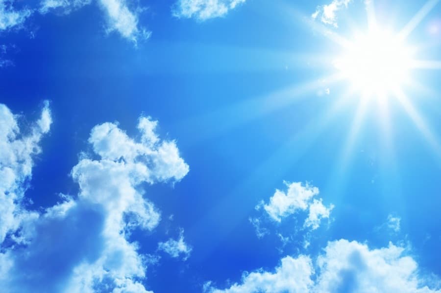 Just A Little Something To Cheer You Up… Grab Your Sunnies, We’re In For A Scorcher Of A Summer